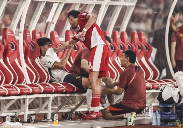 1749639363514009361.jpg IMG_4512.jpg